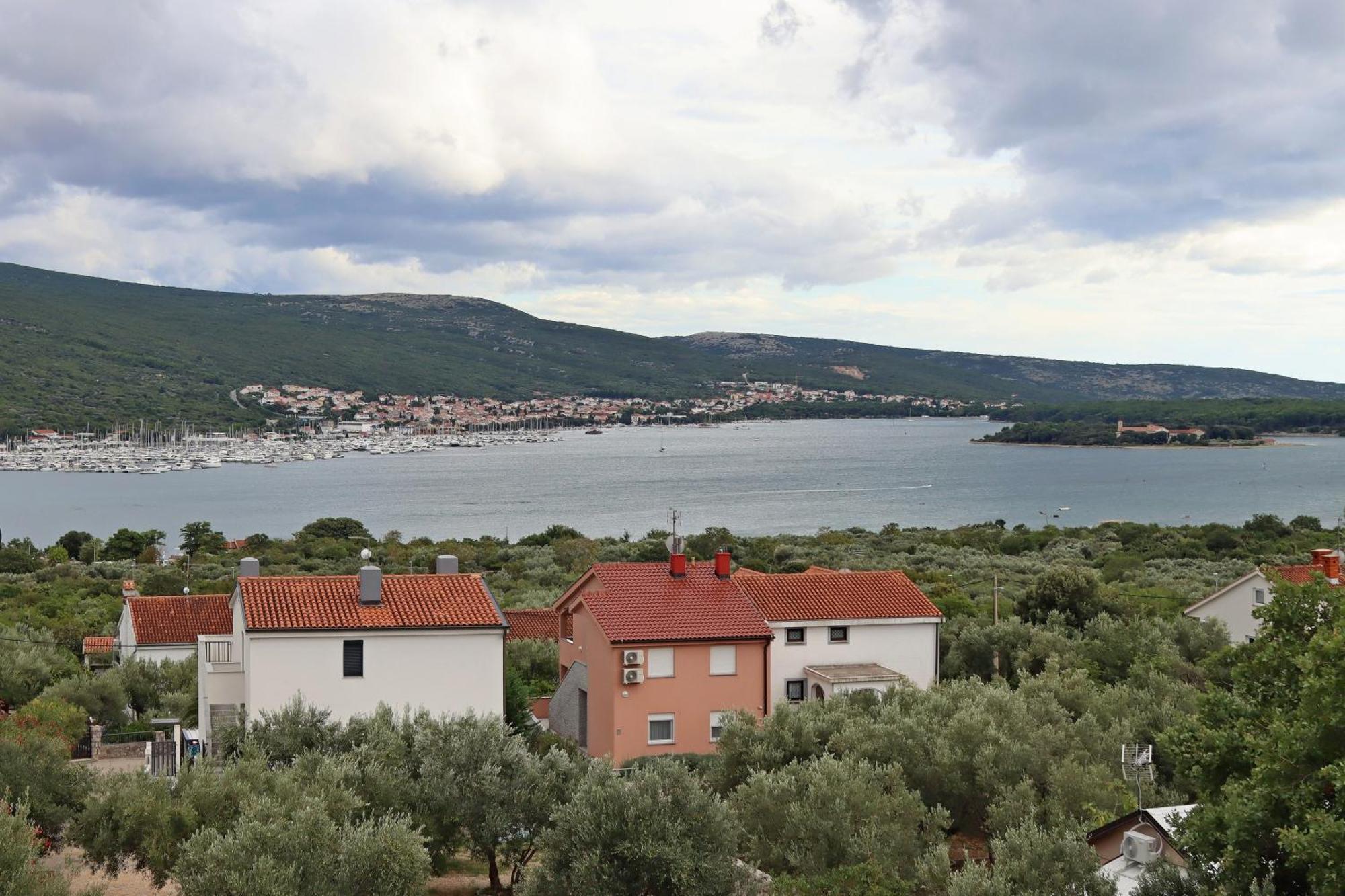 Apartments With A Parking Space Kornic, Krk - 415 Exterior foto